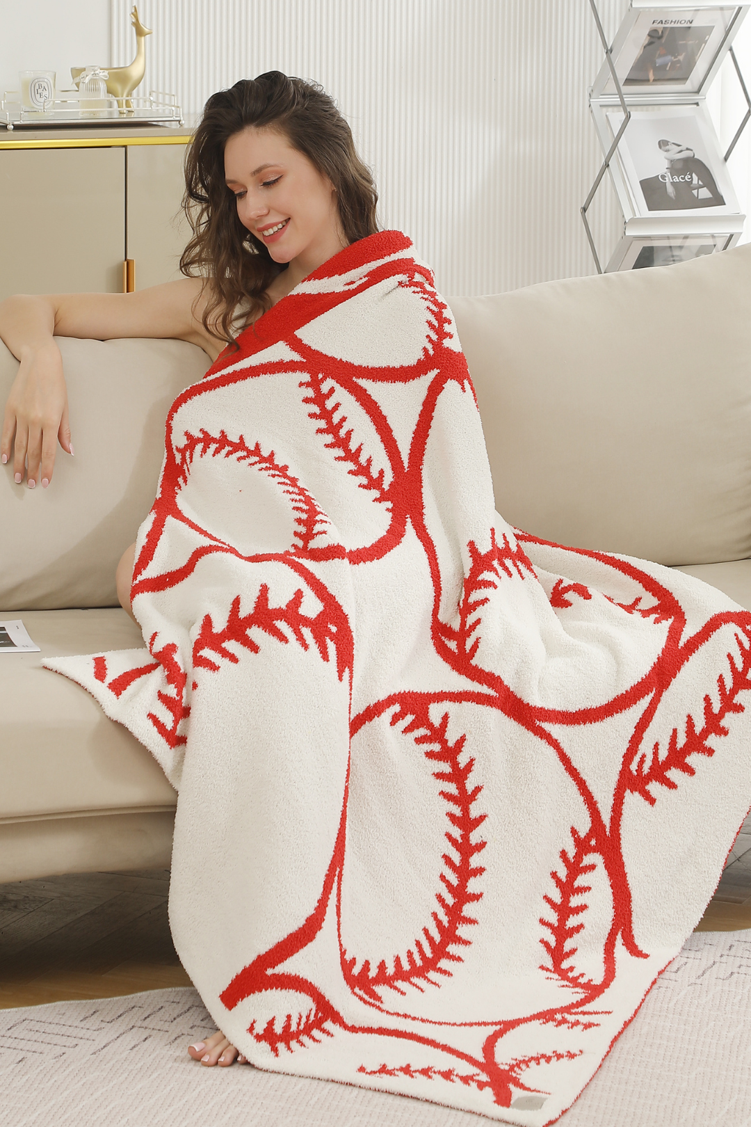 Blankets_Slideshow_Cell_P03.png