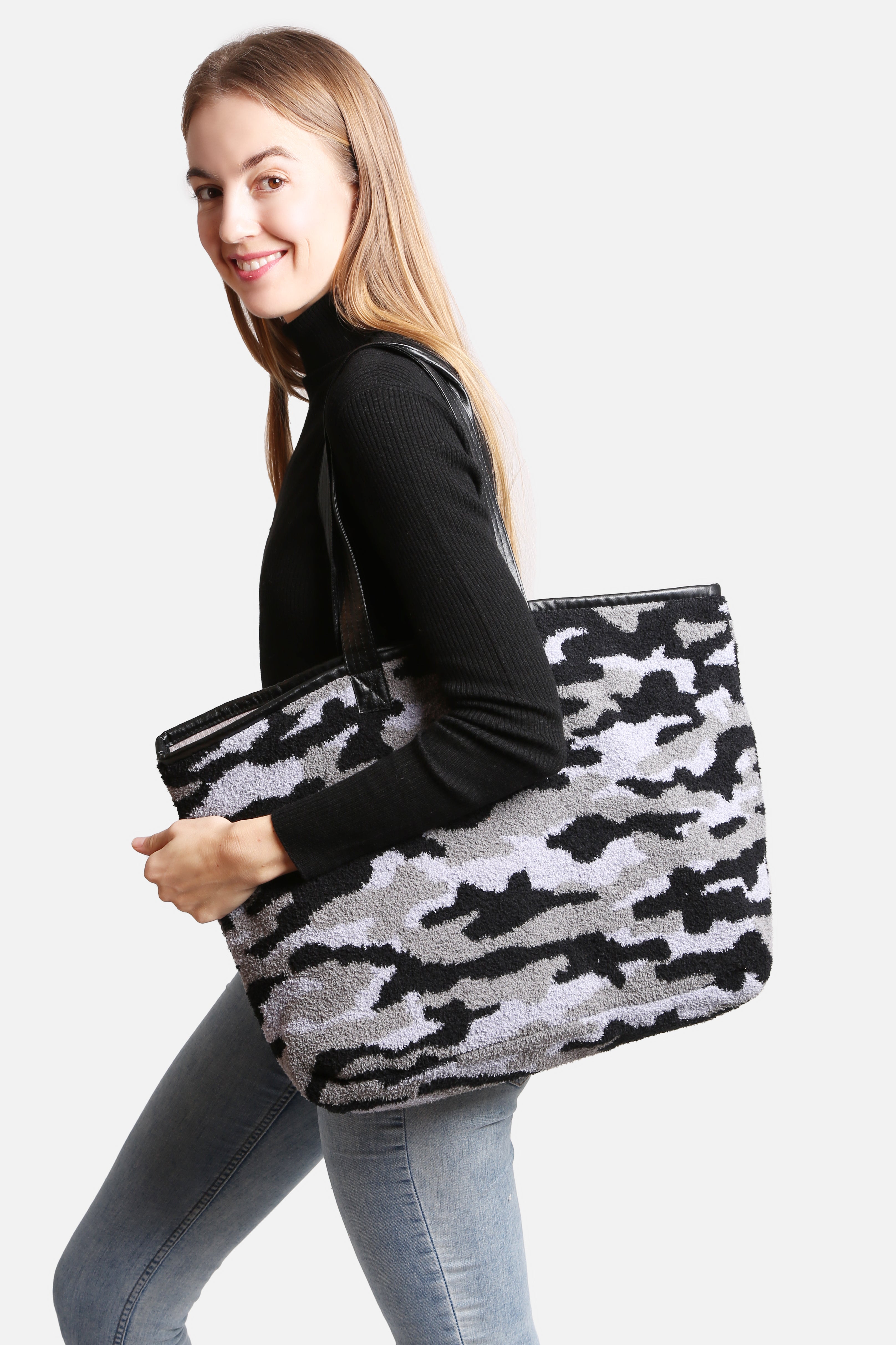 mySundaze Camouflage Microfiber Tote Bag