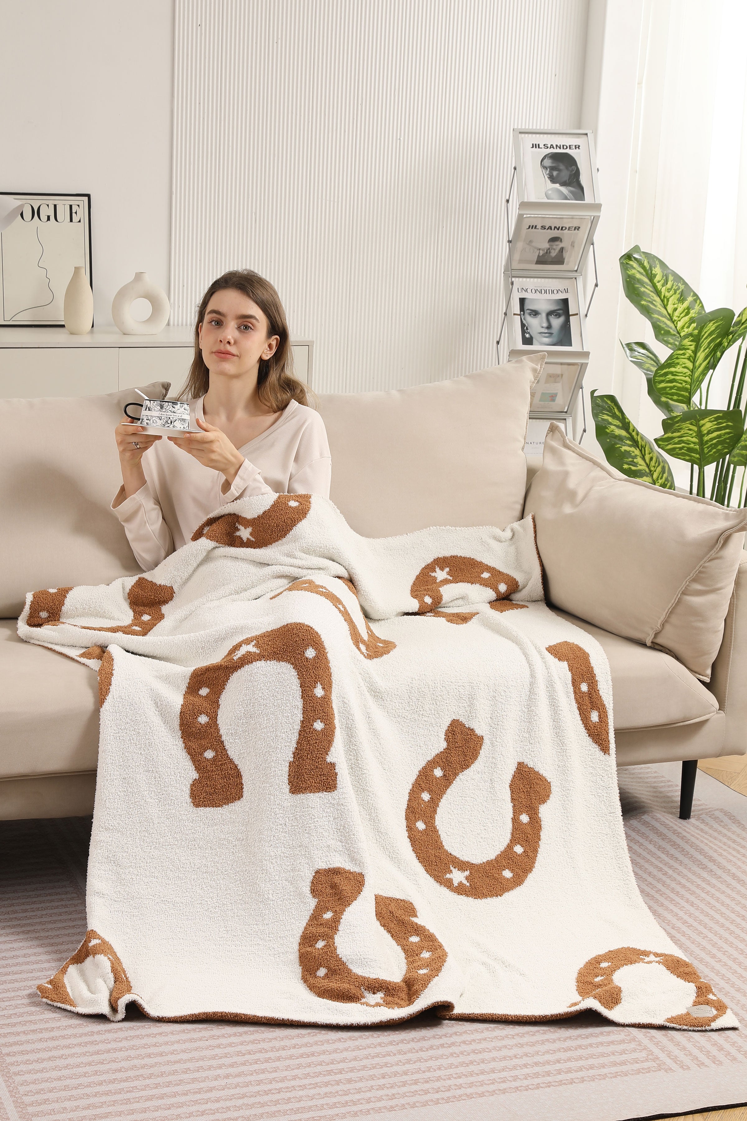 mySundaze Horseshoes Throw Blanket Soft Microfiber 50x60