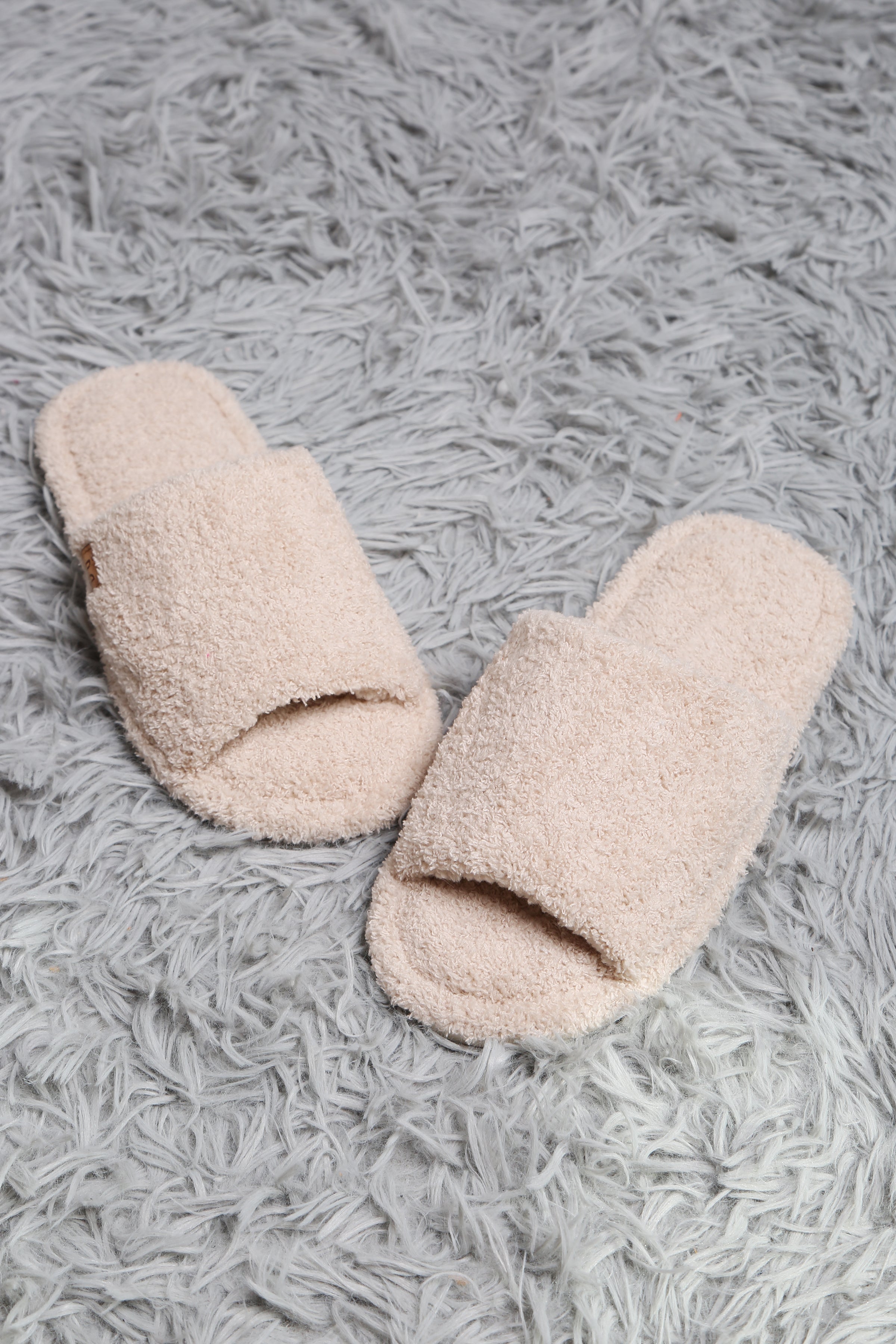 mySundaze Solid Color Open Toe Soft Microfiber Slippers