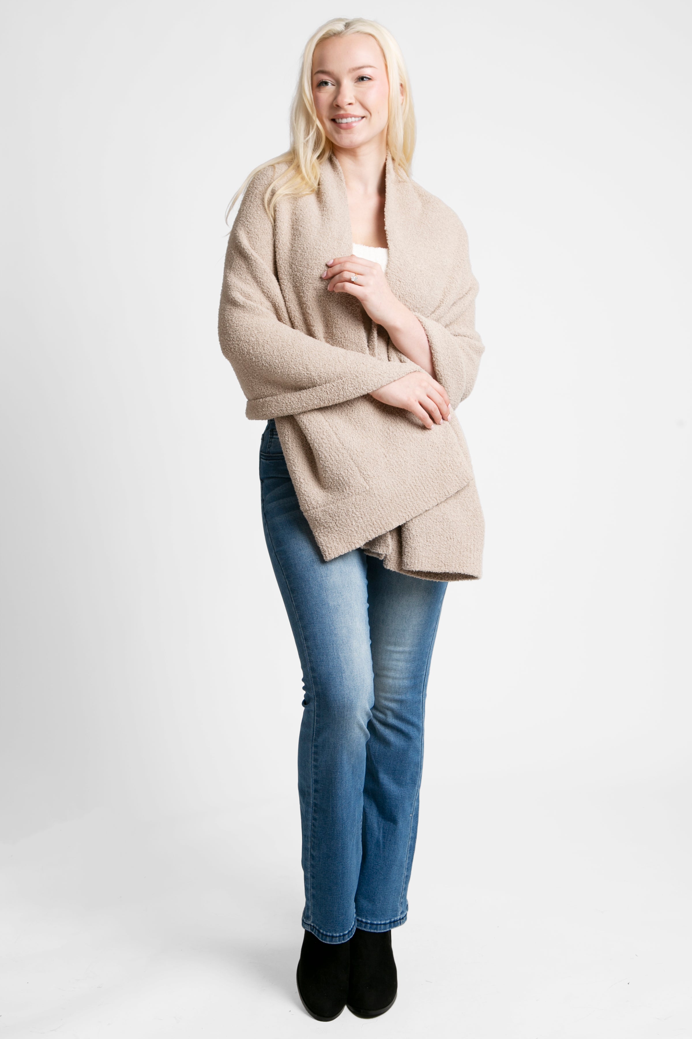 mySundaze Solid Color Microfiber Shawl with Pockets